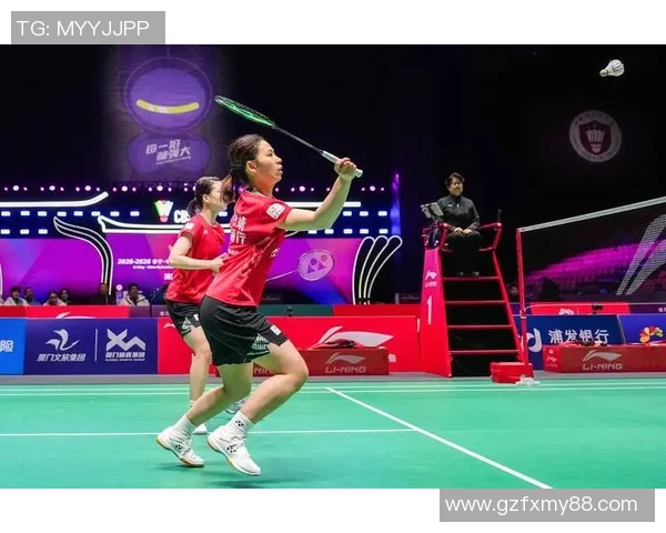 杭州羽毛球队灵活性展现出色表现引发联赛热议与关注 杭州羽毛球队灵活性展现出色表现引发联赛热议与关注